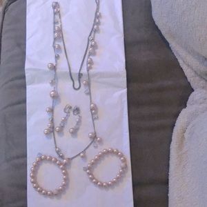 Givenchy Pink Pearl/CZ Set
